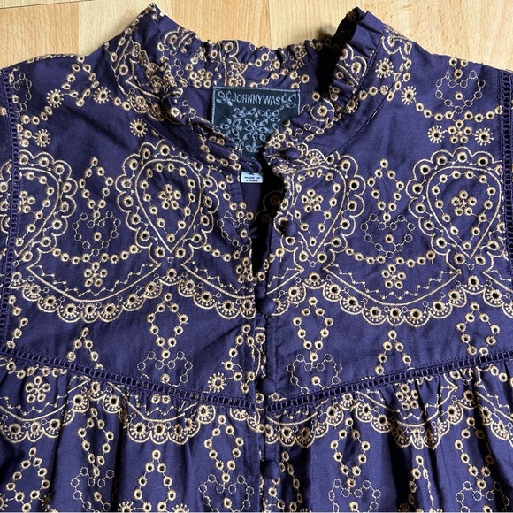 Johnny Was Elora Embroidered Eyelet Long Sleeve Blouse - Picture 12 of 15